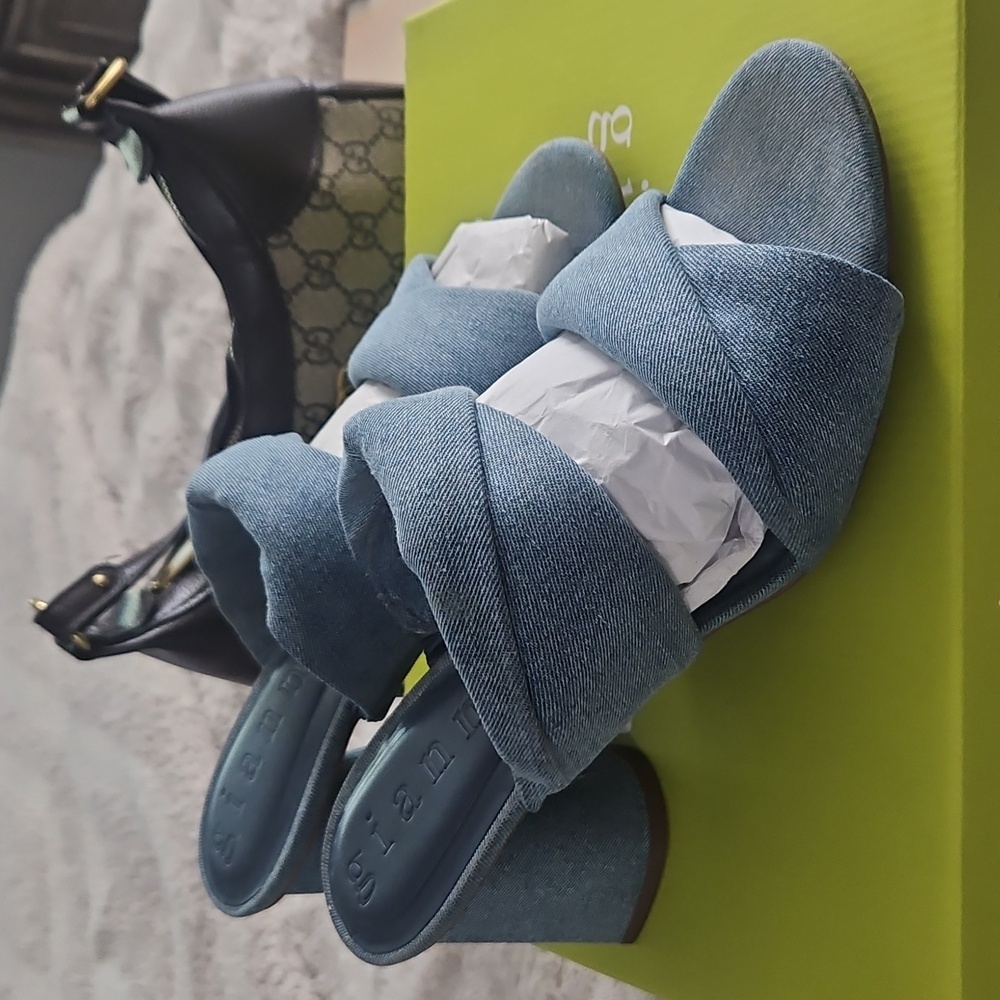 Gianni Bini Blue Denim Sandals